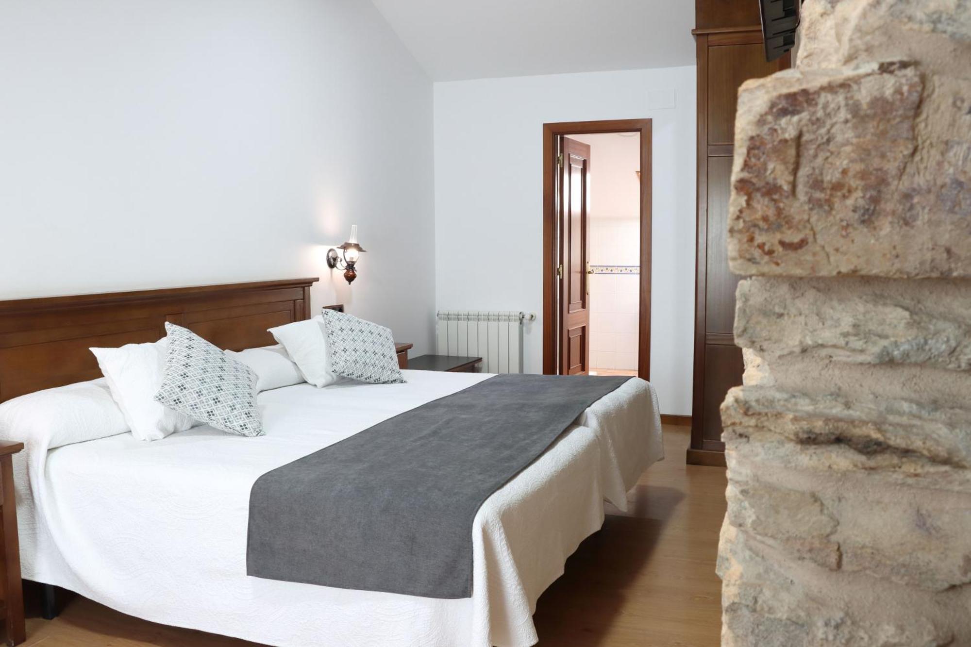 Hotel Pazos Alba Santiago de Compostella Buitenkant foto